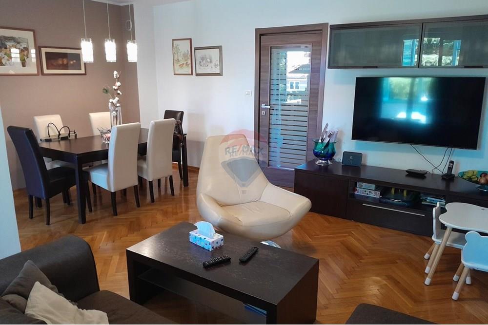 Residential - Condo/Apartment - Fažana, Croatia - HR - 1759270010_20250927_112638.jpg - 300041089-471