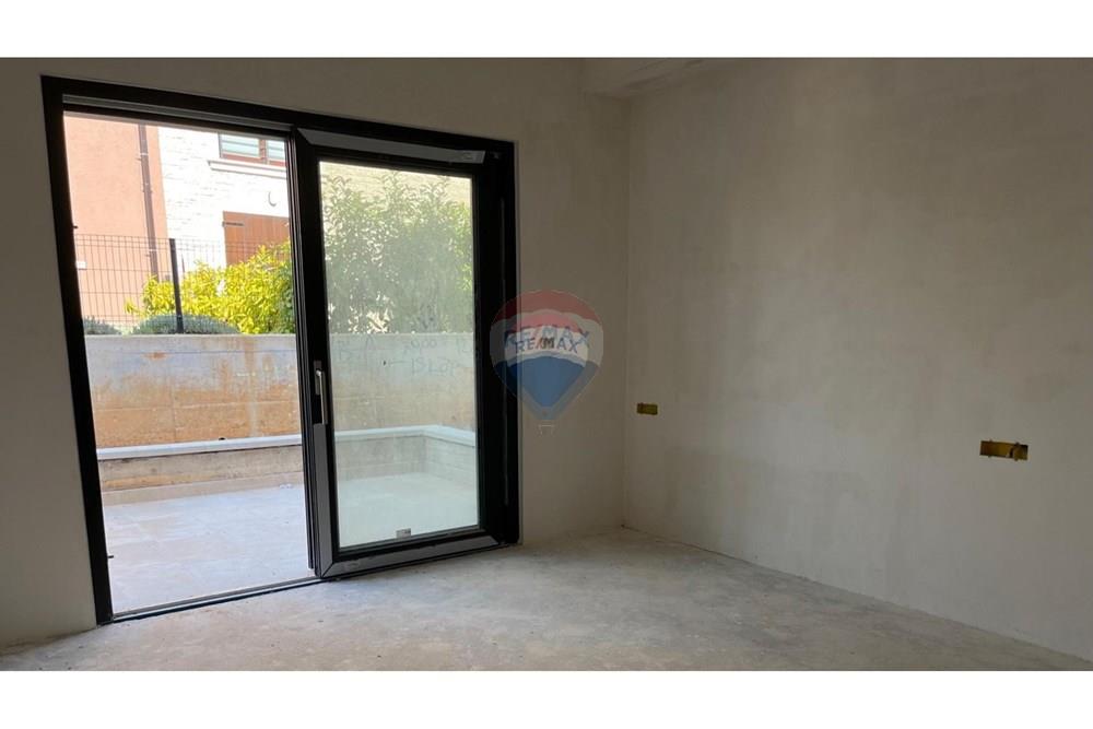 Stan-Apartman - Za prodaju - Poreč, Hrvatska - 1763040810_original_1725273667_img_4312.jpg - 300391034-318