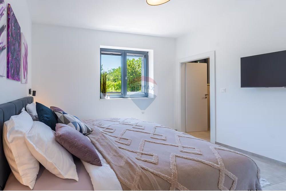 Kuća  - Za prodaju - Labin, Hrvatska - abb74d83-d1b0-404f-9a62-790c8e06189a.jpg - 300291007-407