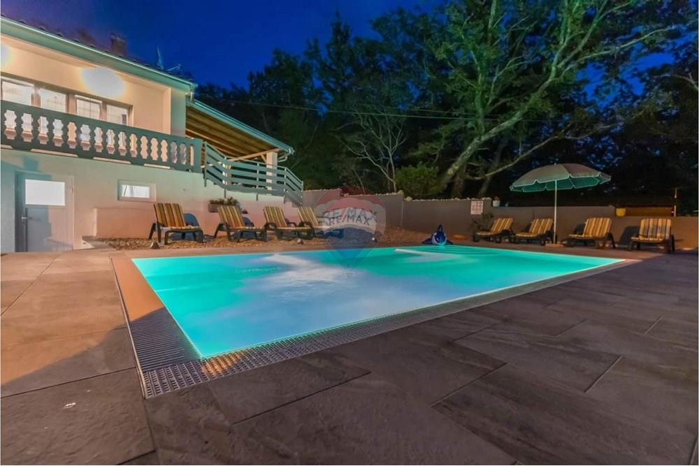 Kuća  - Za prodaju - Crikvenica, Hrvatska - 1761078502_whatsapp-slika-2025-10-21-u-22.jpg - 300561033-14