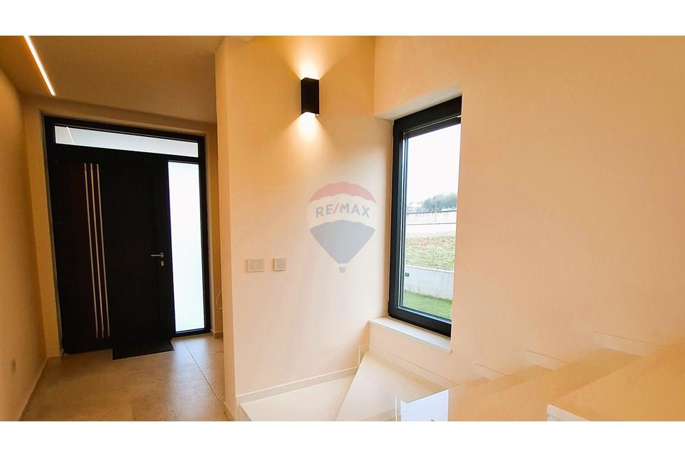 Kuća  - Za prodaju - Poreč, Hrvatska - 20260114_103553.jpg - 300441023-14