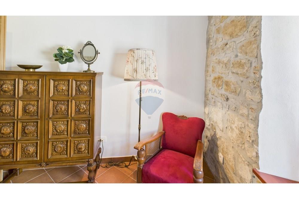 Kuća  - Za prodaju - Buje, Hrvatska - 58.jpg - 300441010-493