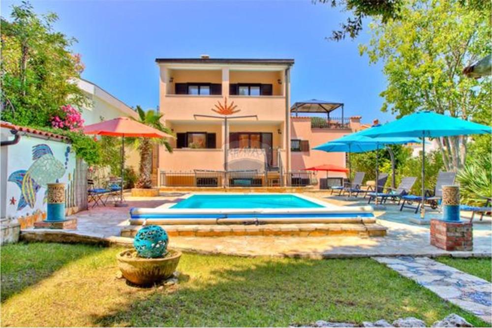 Kuća  - Za prodaju - Medulin, Hrvatska - 1760217139_1.jpeg - 300041089-475