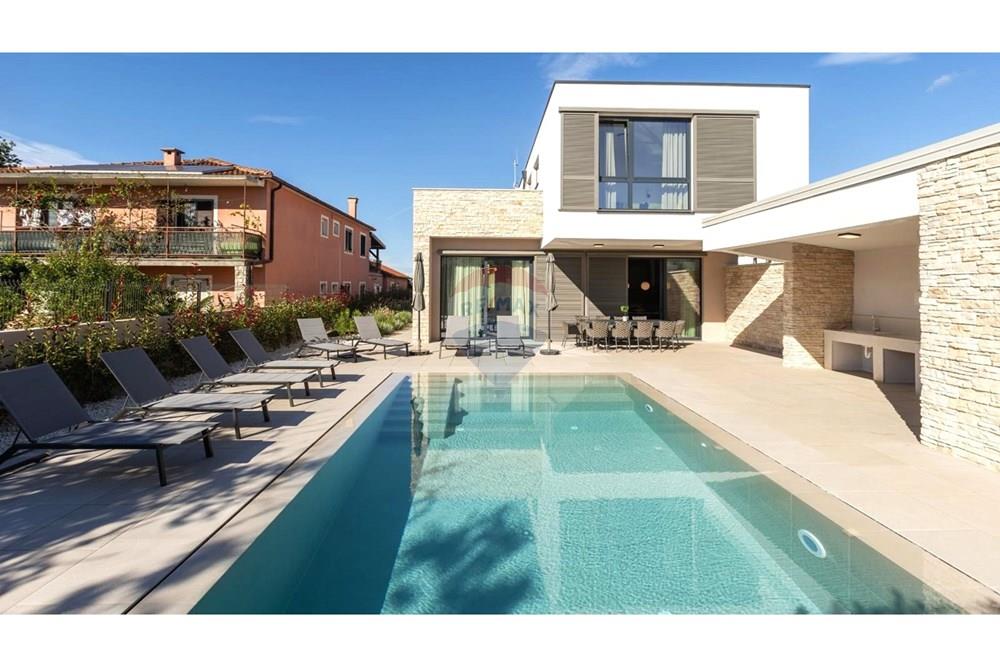 Kuća  - Za prodaju - Umag, Hrvatska - 62.jpg - 300441010-523