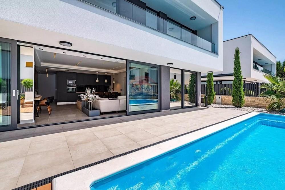 Kuća  - Za prodaju - Rab, Hrvatska - 1770070554_original_1720009239_18.jpg - 300561031-105