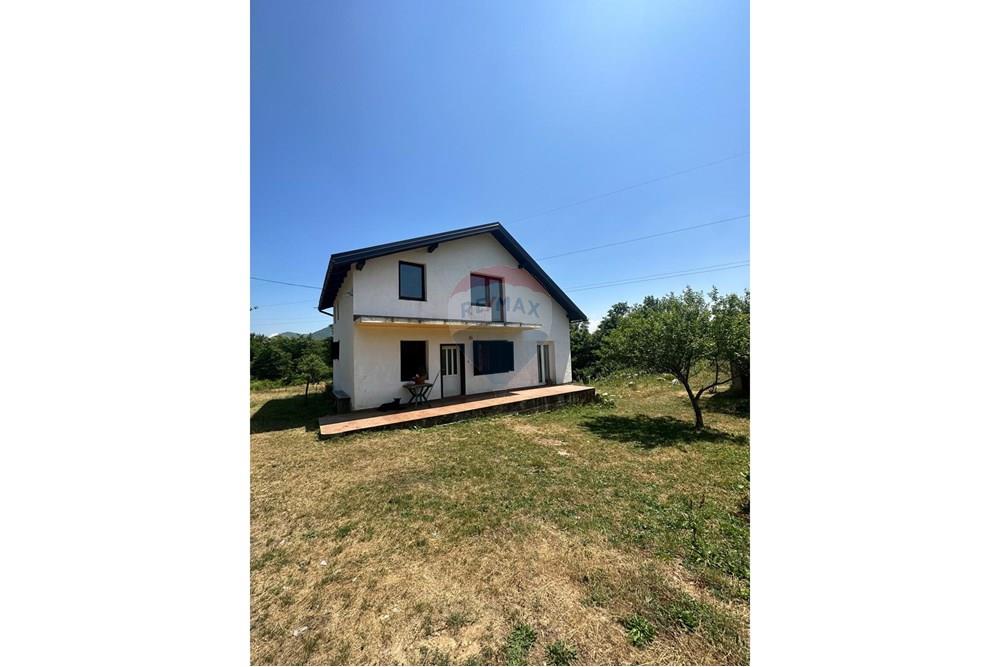 Kuća  - Za prodaju - Brinje, Hrvatska - c2c65e12-de5c-40c3-ba54-a9c04ed47255.jpeg - 300411003-3062