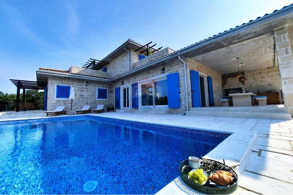 Kuća  - Za prodaju - Kanfanar, Hrvatska - 1751470863_img_20250702_164337.jpg - 300041053-7575