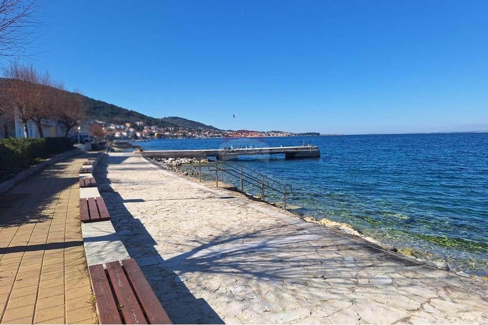 Kuća posebne arhitekture - Za prodaju - Preko, Hrvatska - cf7cc48b-56d5-45dc-ba93-132bba40d0f7.jpeg - 300501008-4234