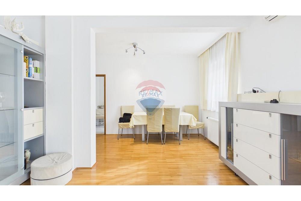 Kuća  - Za prodaju - Rovinj, Hrvatska - 1771245587_cam04300g0-pr0139-still003.jpg - 300571006-393