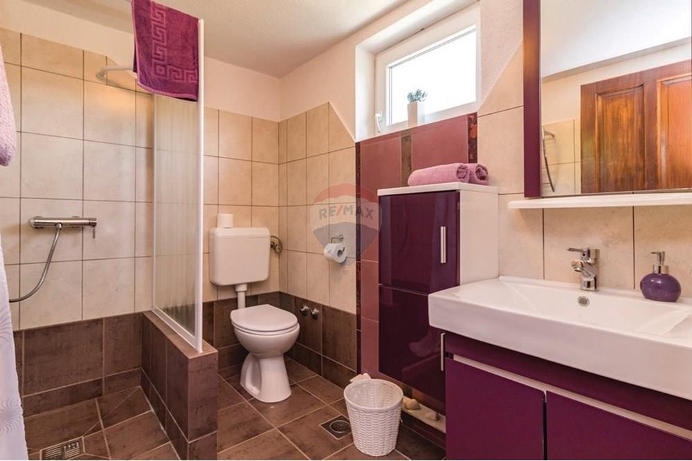 Kuća  - Za prodaju - Barban, Hrvatska - cil691_bath_02.jpg - 300291006-763