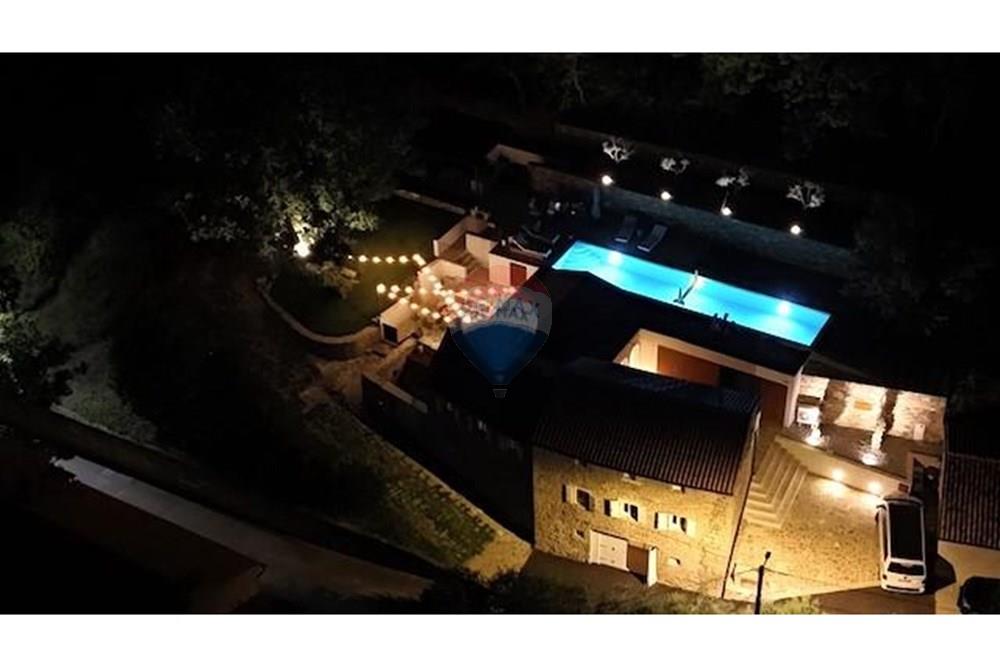 Kuća  - Za prodaju - Oprtalj, Hrvatska - 1763664166_1.jpg - 300441010-524