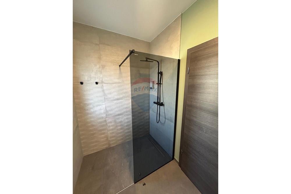 Kuća  - Za prodaju - Vodnjan, Hrvatska - IMG-20251210-WA0004.jpg - 300041114-68