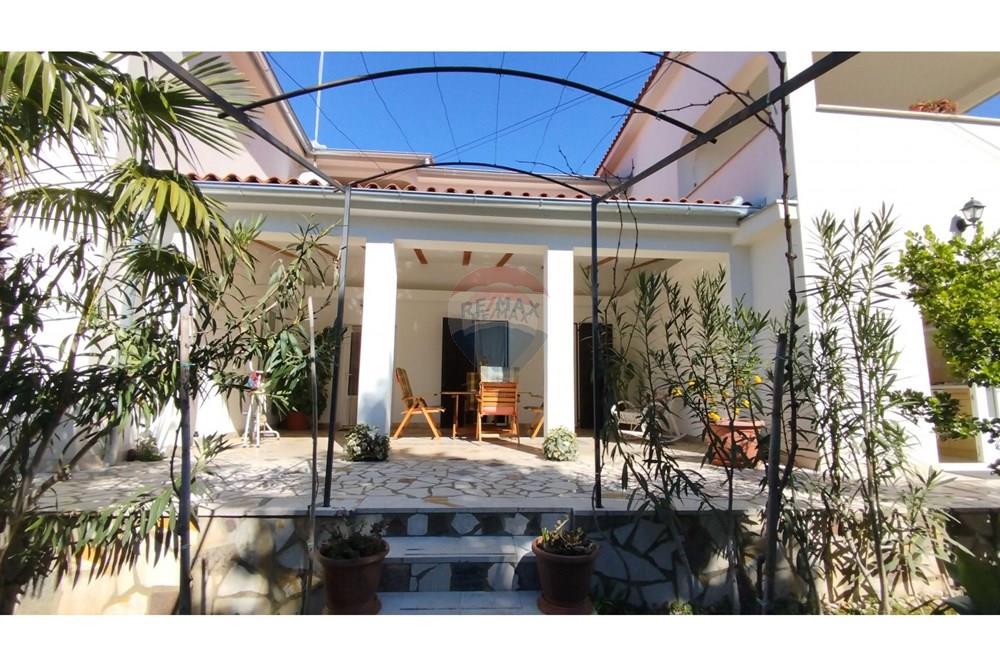 Kuća  - Za prodaju - Rovinj, Hrvatska - 1742367904_img_20250318_120537.jpg - 300571007-332