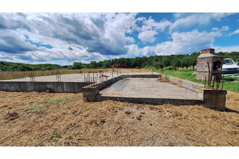 Građevinsko zemljište - Za prodaju - Lekenik, Hrvatska - WhatsApp Slika 2025-07-18 u 21.36.05_b1a9be64.jpg - 300761006-26