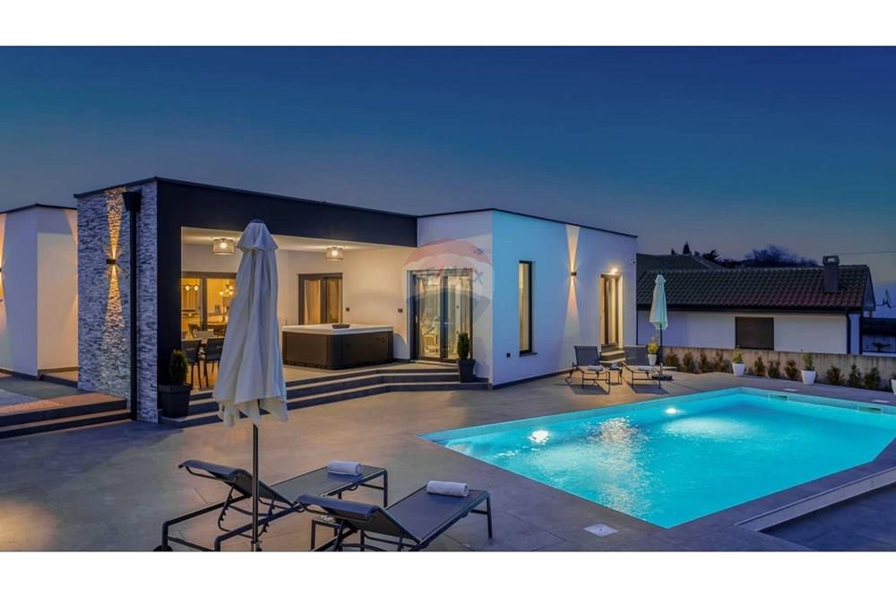 Kuća  - Za prodaju - Žminj, Hrvatska - 1752760271_capture.jpg - 300571006-392