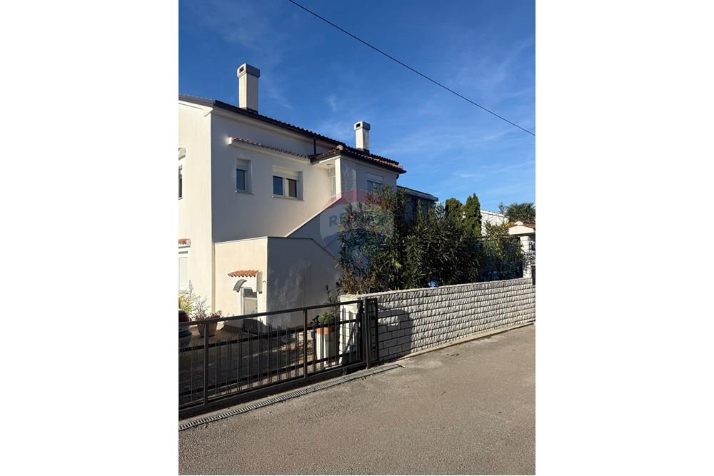 Kuća  - Za prodaju - Malinska-Dubašnica, Hrvatska - IMG_5724.jpg - 300751003-217