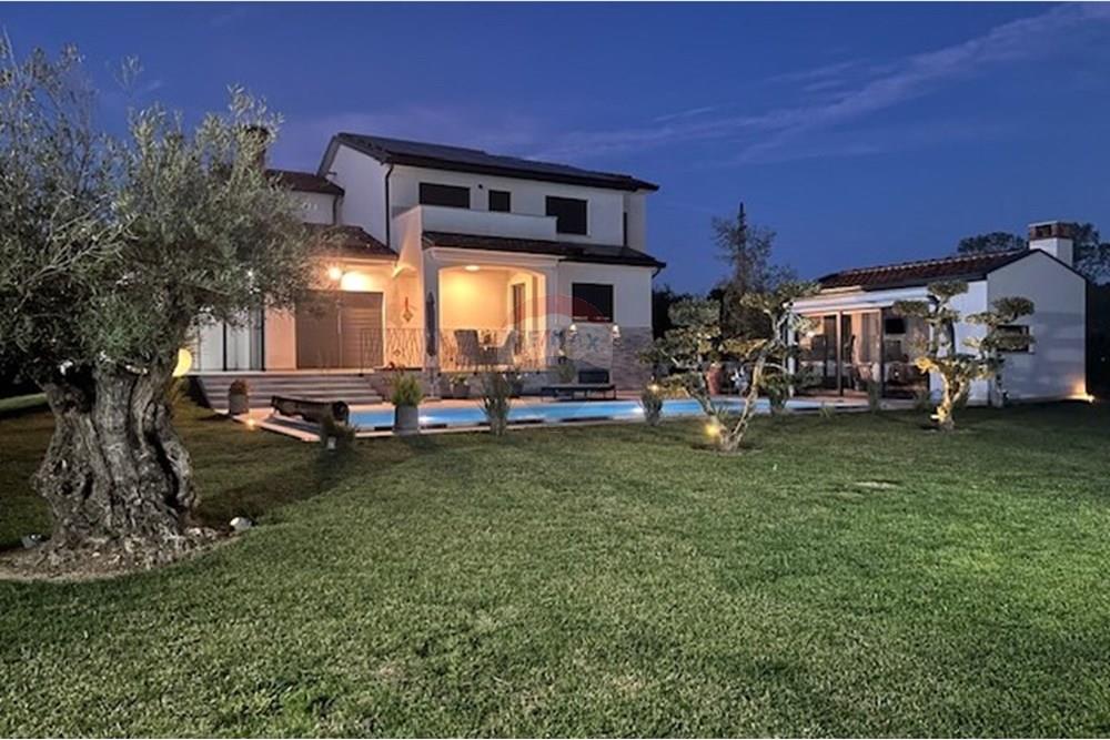 Kuća  - Za prodaju - Karojba, Hrvatska - IMG_9478.jpg - 300391028-413