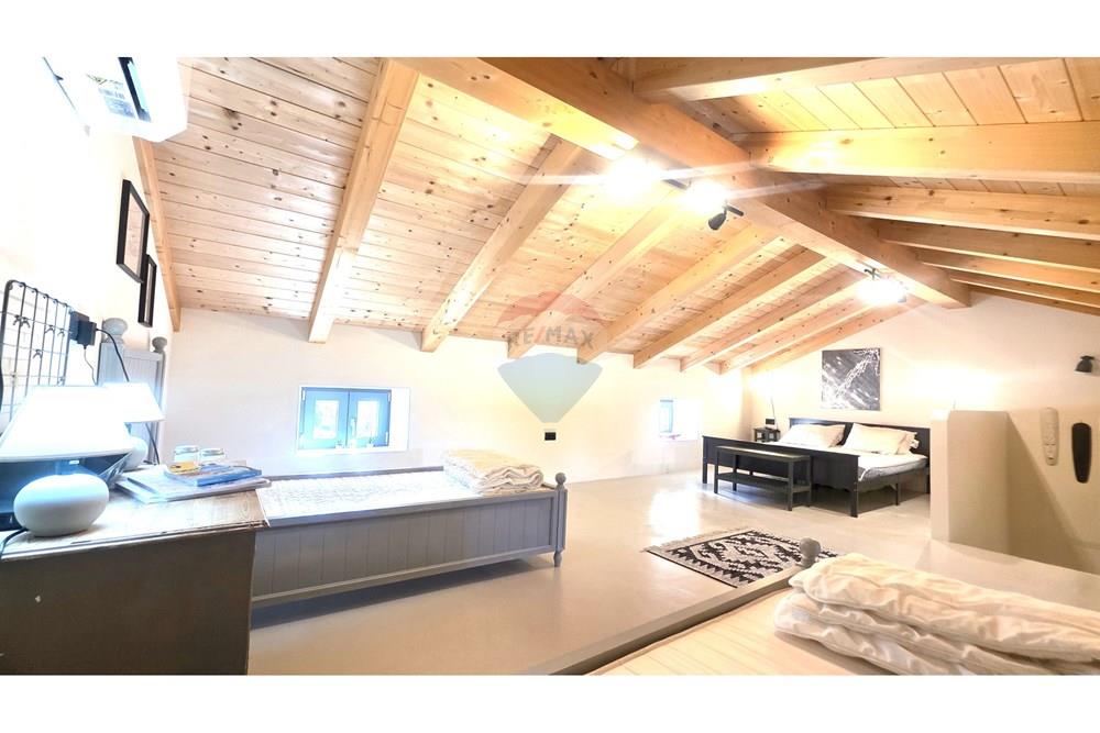 Kuća  - Za prodaju - Buje, Hrvatska - 48.jpg - 300441010-510