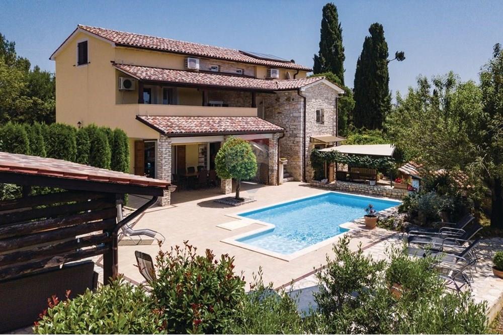 Kuća  - Za prodaju - Barban, Hrvatska - cil691_main_02.jpg - 300291006-763