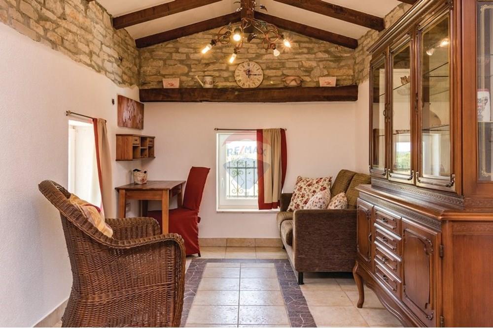 Kuća  - Za prodaju - Barban, Hrvatska - cil691_indoor_02.jpg - 300291006-763