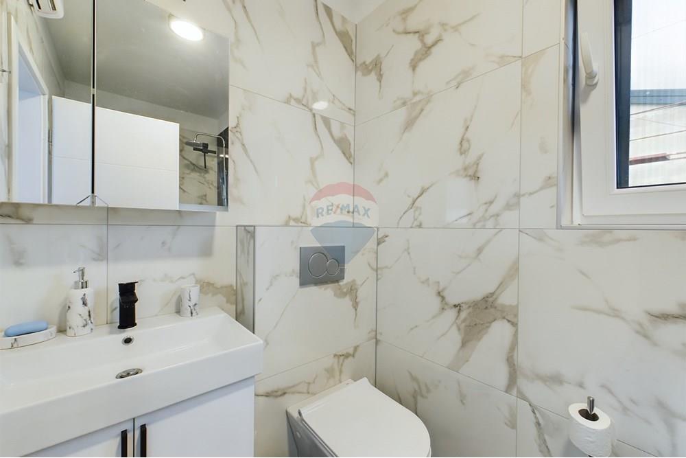 Kuća  - Za prodaju - Marčana, Hrvatska - CAM02458G0-PR0092-STILL003.jpg - 300041074-621