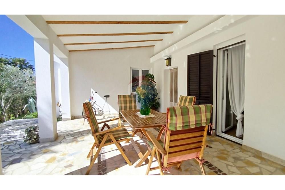 Kuća  - Za prodaju - Rovinj, Hrvatska - 1742367920_img_20250318_120639.jpg - 300571007-332