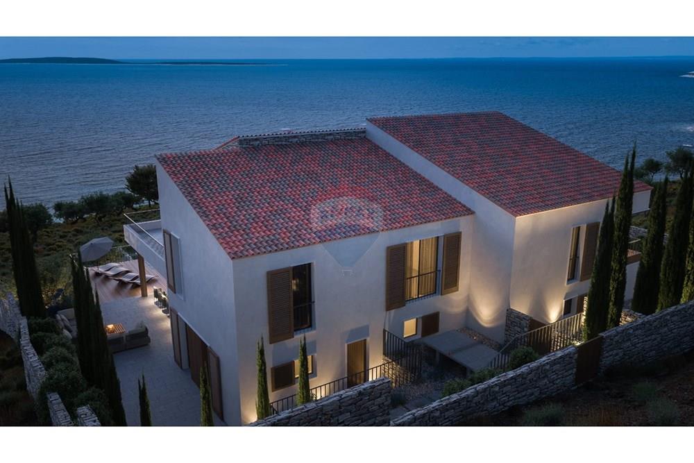 Vila - Za prodaju - Cres, Hrvatska - IMG-20250611-WA0023.jpg - 300491001-338