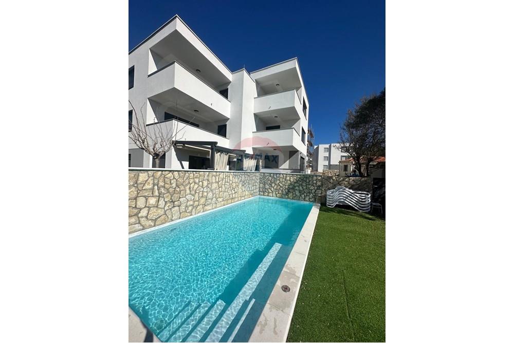 Stan-Apartman - Za prodaju - Novalja, Hrvatska - cce12276-1d84-4e66-969e-210de080e05b.jpg - 300411003-2980