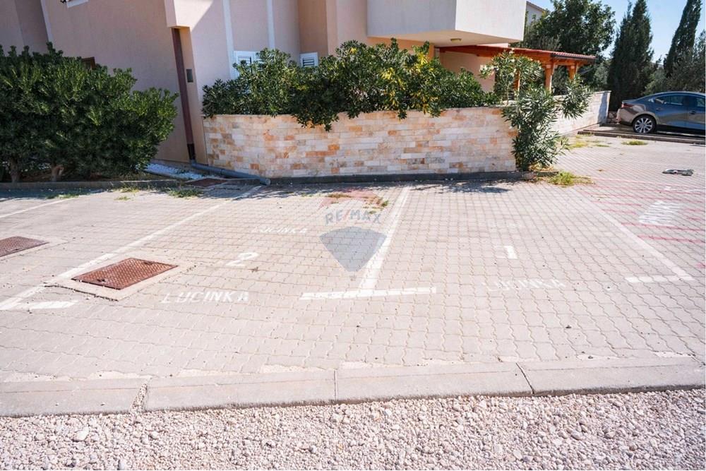 Stan-Apartman - Za prodaju - Novalja, Hrvatska - prostran-ugodan-penthouse-centru-novalje-otok-pag-slika-251023570.jpg - 300411003-3023