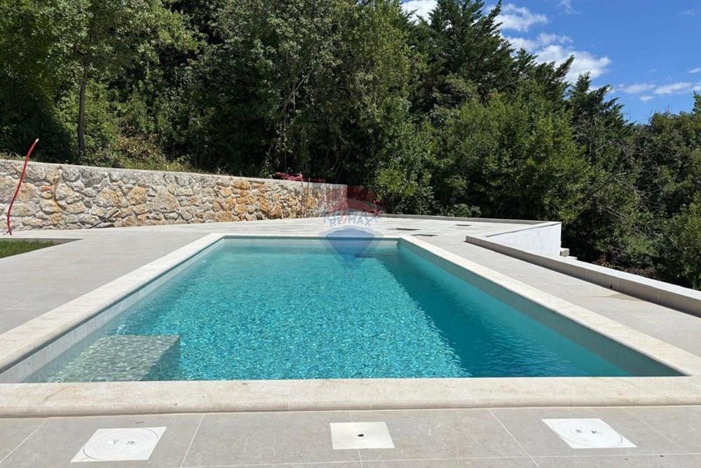 Kuća  - Za prodaju - Kastav, Hrvatska - 1768844120_img-20260109-wa0004.jpg - 300421020-772