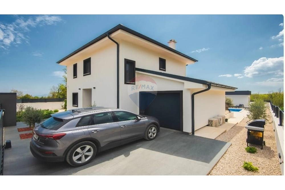 Vila - Za prodaju - Marčana, Hrvatska - IMG-20250725-WA0046.jpg - 300421051-40