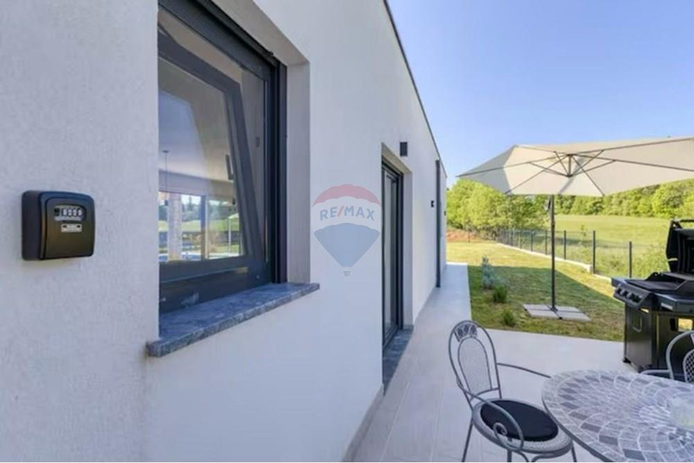 Kuća  - Za prodaju - Labin, Hrvatska - 1754559402471.jpg - 300291006-730