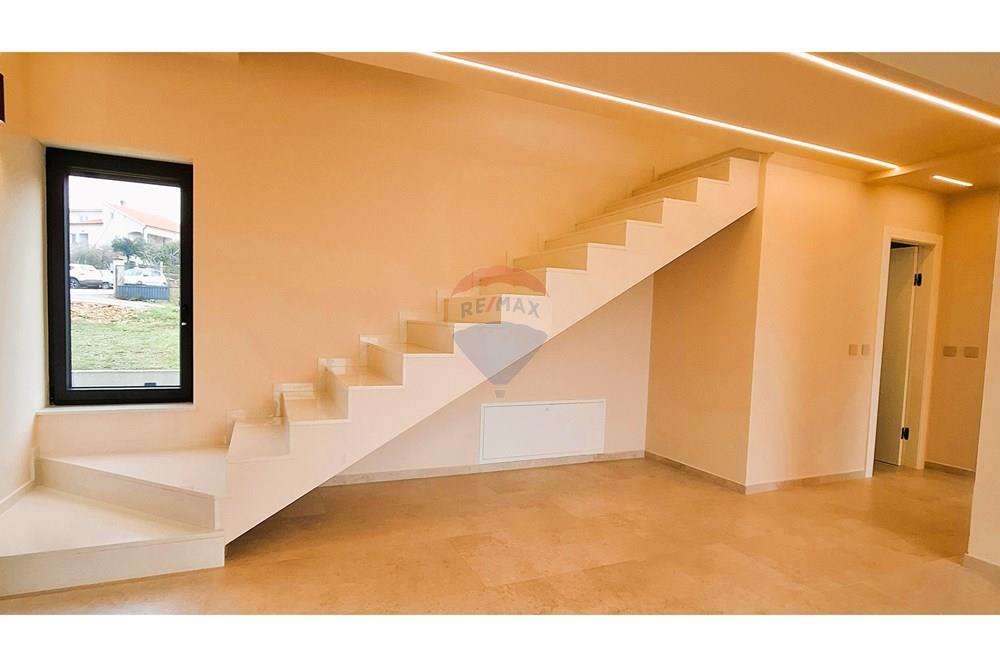 Kuća  - Za prodaju - Poreč, Hrvatska - 20260114_103323.jpg - 300441023-14