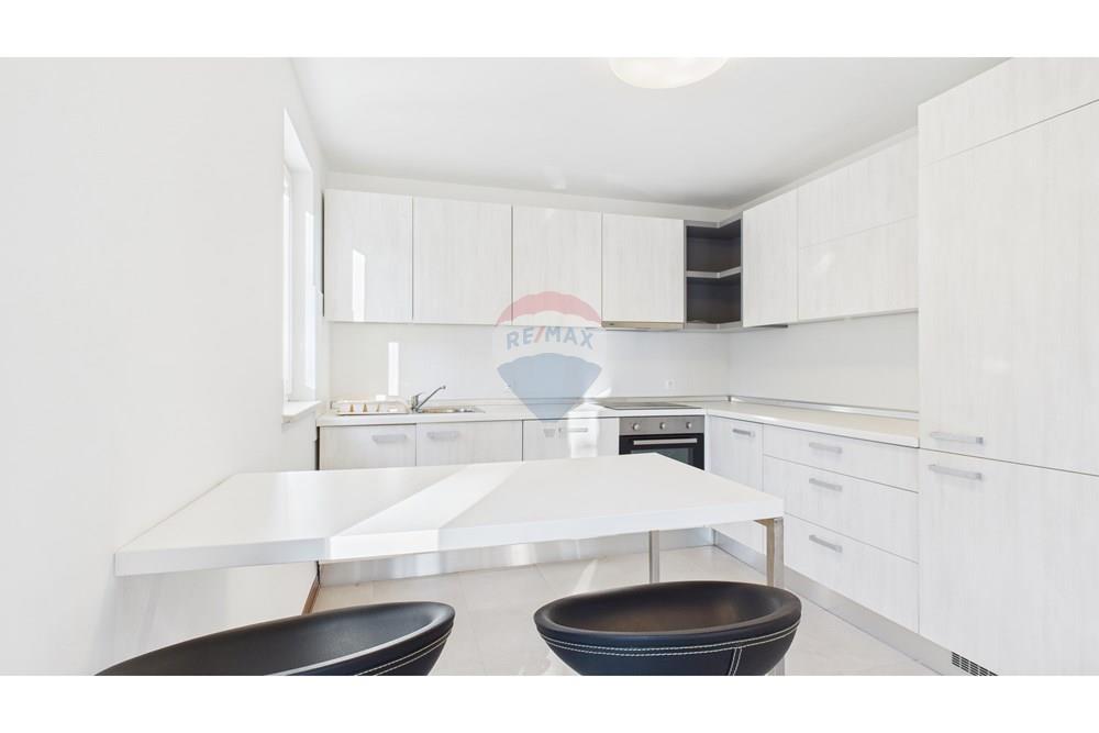 Kuća  - Za prodaju - Buje, Hrvatska - CAM04300G0-PR0135-STILL028.jpg - 300441010-536