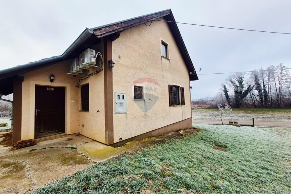Kuća  - Za prodaju - Petrinja, Hrvatska - WhatsApp Image 2026-01-02 at 12.03.10 (5).jpeg - 300761006-84