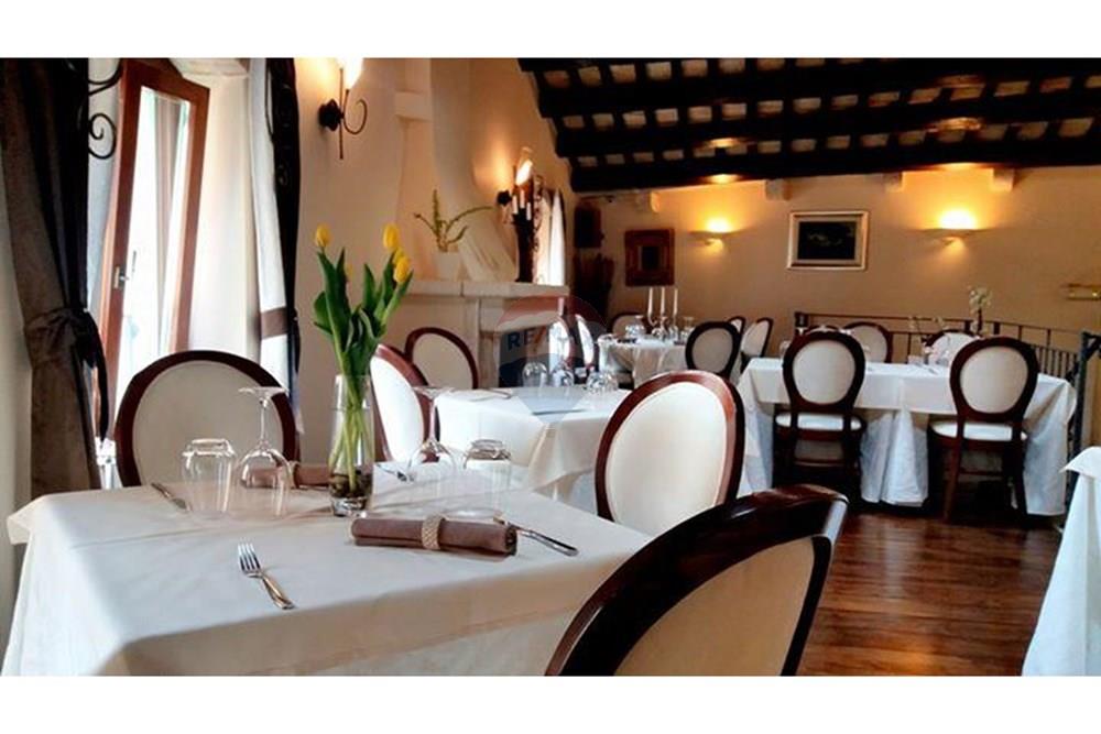 Restoran - Za prodaju - Rovinj, Hrvatska - original_1741769106_1741768529492.jpg - 300571007-376