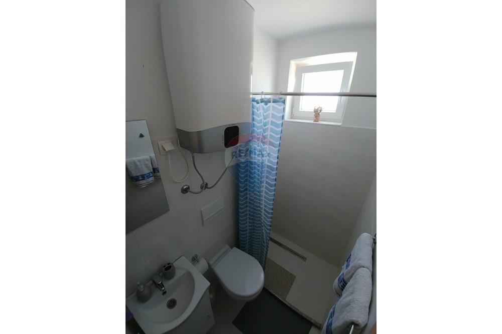 Dvojna kuća - Za prodaju - Privlaka, Hrvatska - privlaka-kuca-tri-namjestena-apartmana-prodaja-slika-249536679.jpg - 300501008-6091