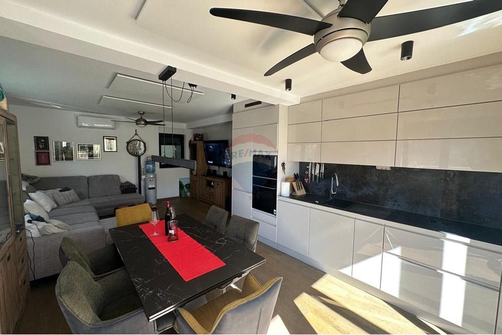 Stan-Apartman - Za prodaju - Novalja, Hrvatska - 298929f6-6f99-45a0-bdad-96132746ca83.jpg - 300411003-2980