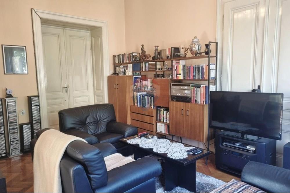 Stan-Apartman - Za prodaju - Pula, Hrvatska - 1758887776_img_20250921_213603.jpg - 300041053-7393