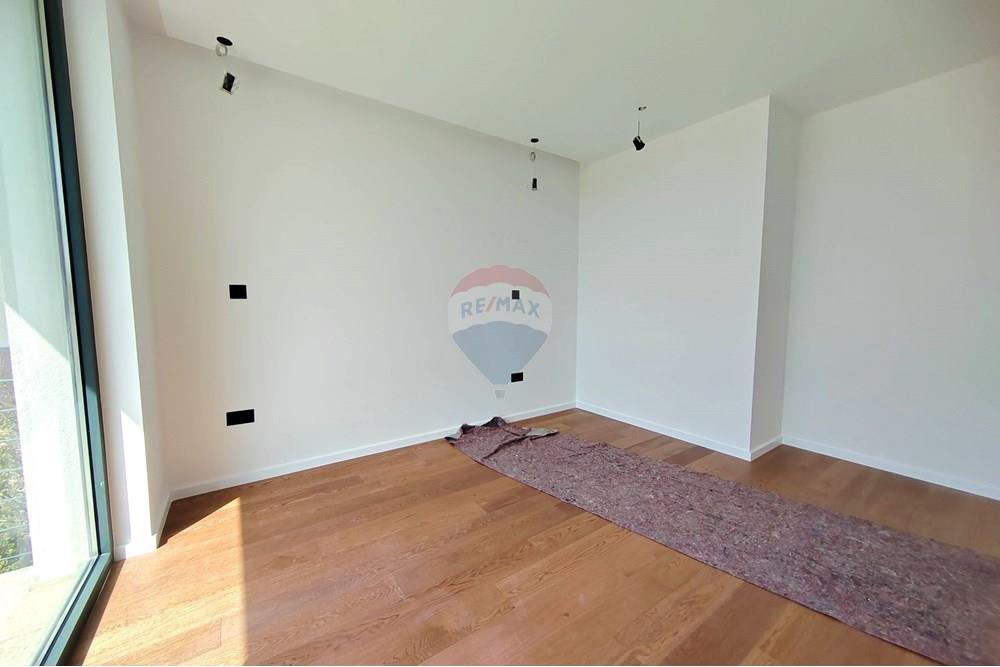 Stan-Apartman - Za prodaju - Krk, Hrvatska - IMG_20250908_122301.jpg - 300621003-1516