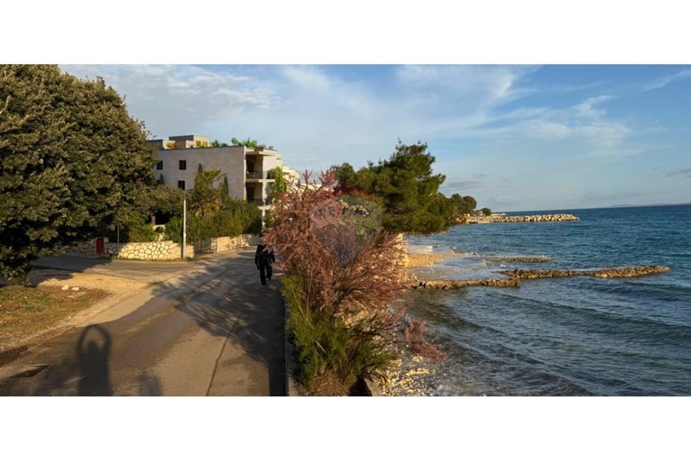 Stan-Apartman - Za prodaju - Mandre, Hrvatska - Snimka zaslona 2025-05-20 131504.jpg - 300411003-2054