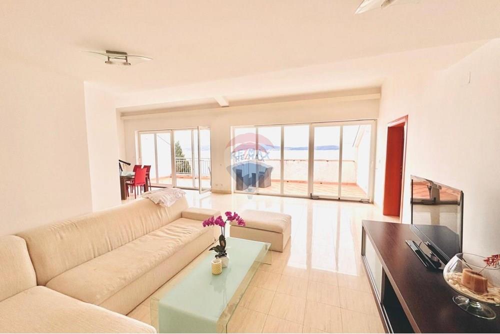 Stan-Apartman - Za prodaju - Crikvenica, Hrvatska - 1767612814_img-20260105-wa0004.jpg - 300561031-97