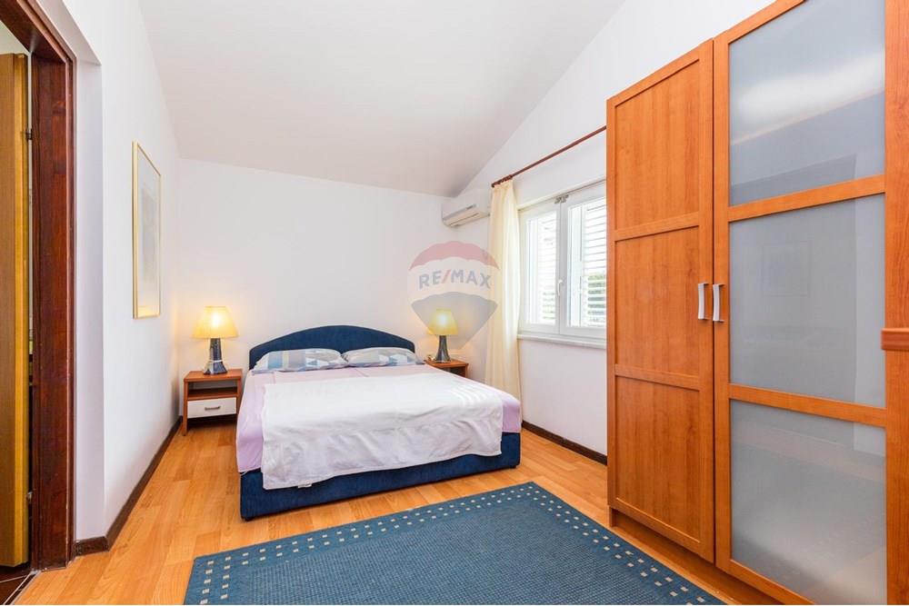 Kuća  - Za prodaju - Punat, Hrvatska - d49e0ebb-57a3-4629-820b-418a1ac6ca4d.jpeg - 300621003-1537