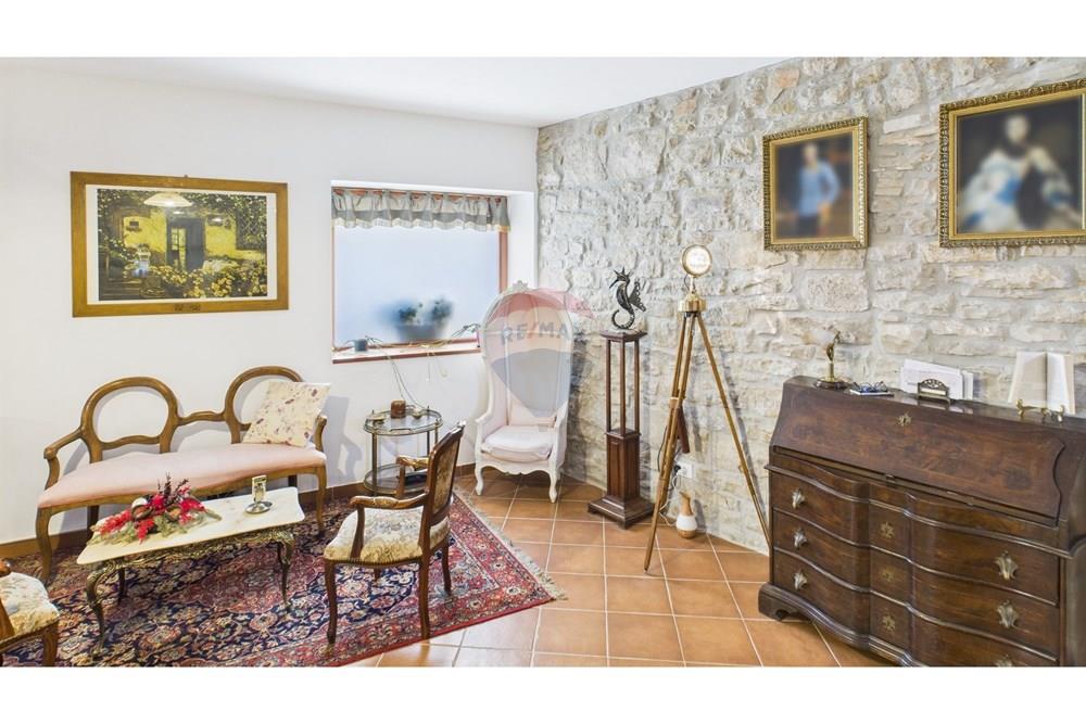 Kuća  - Za prodaju - Buje, Hrvatska - 22.jpg - 300441010-493