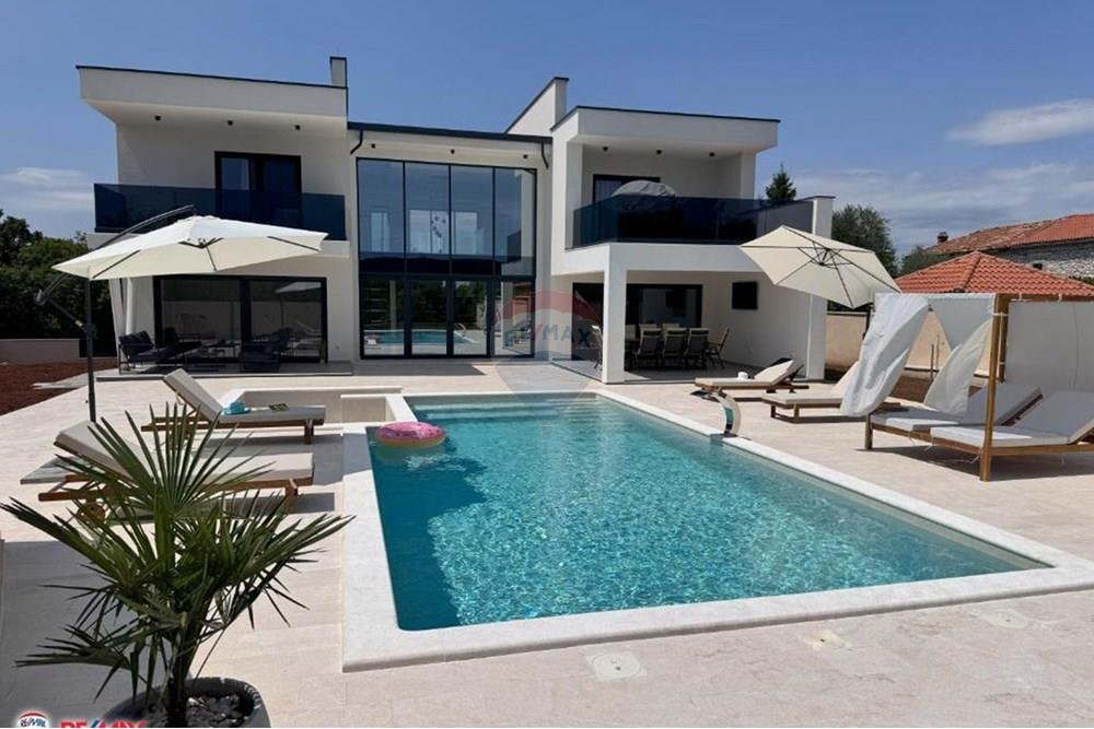 Kuća  - Za prodaju - Kaštelir-Labinci, Hrvatska - 1759135916_719150803.jpg - 300291001-1606