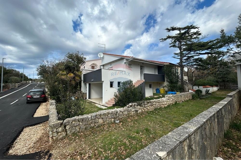 Dvojna kuća - Za prodaju - Novalja, Hrvatska - WhatsApp Image 2026-02-18 at 14.18.58.jpeg - 300411003-3118