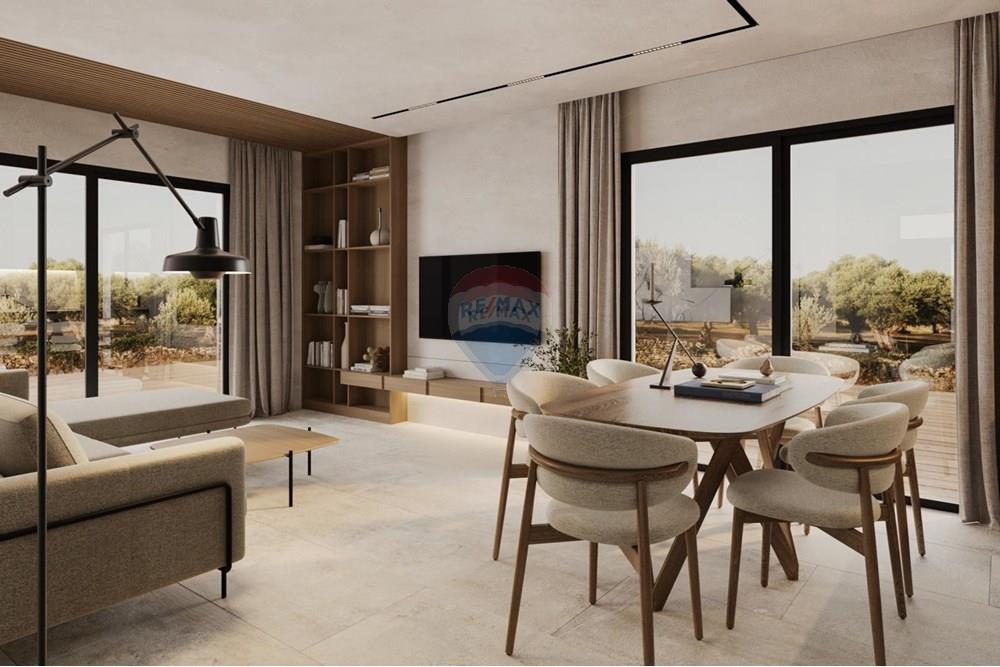 Kuća  - Za prodaju - Medulin, Hrvatska - 1756055566_01-enterijer.jpg - 300041089-453