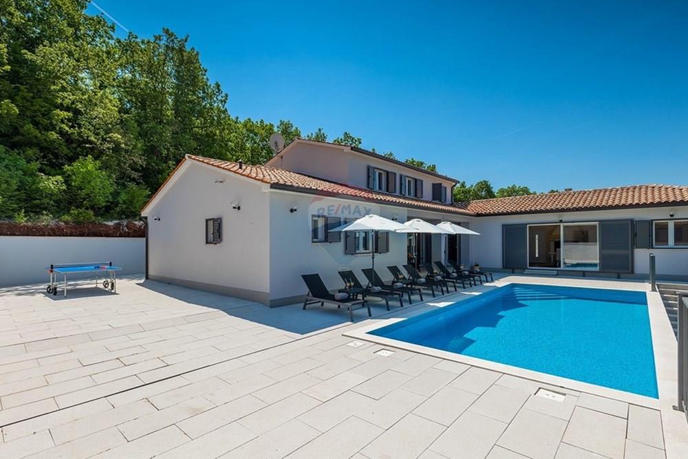 Kuća  - Za prodaju - Labin, Hrvatska - cls417_pool_07.jpg - 300291006-766