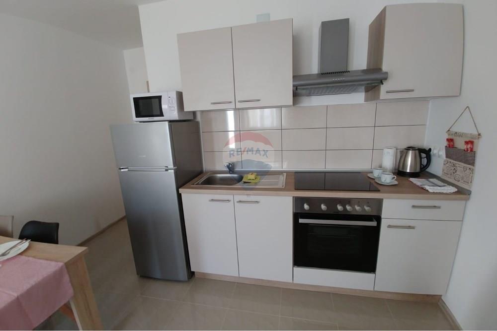 Dvojna kuća - Za prodaju - Privlaka, Hrvatska - privlaka-kuca-tri-namjestena-apartmana-prodaja-slika-249536676.jpg - 300501008-6091