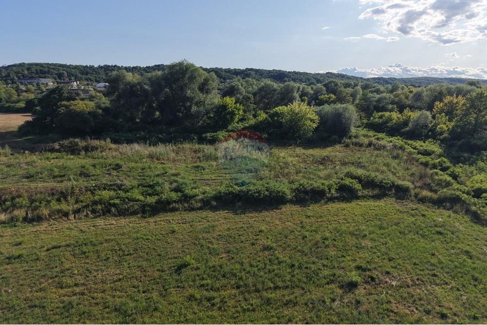 Građevinsko zemljište - Za prodaju - Petrinja, Hrvatska - dji_fly_20250428_151158_0198_1752852766279_photo.jpg - 300761006-85